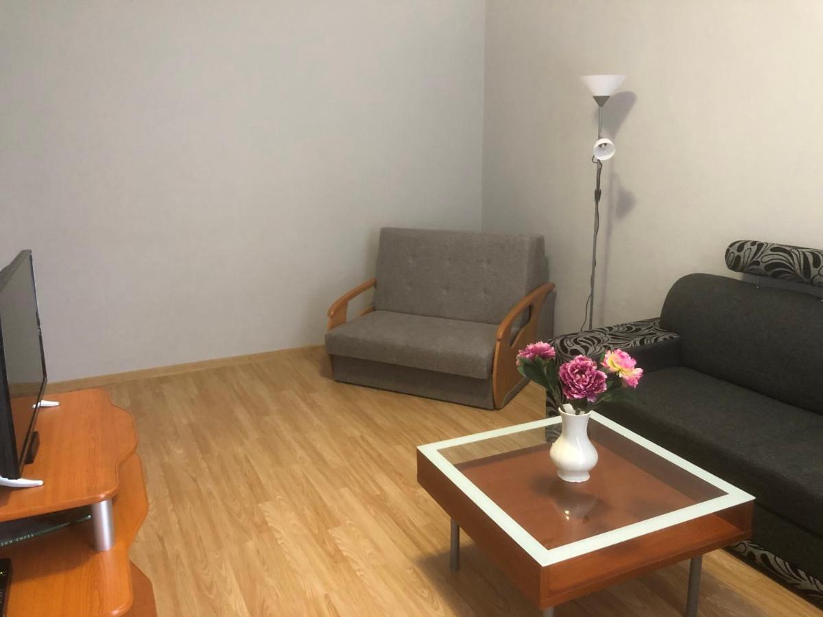 Apartman Bea, Snp 12 ヴェルキー・クリチーシュ エクステリア 写真